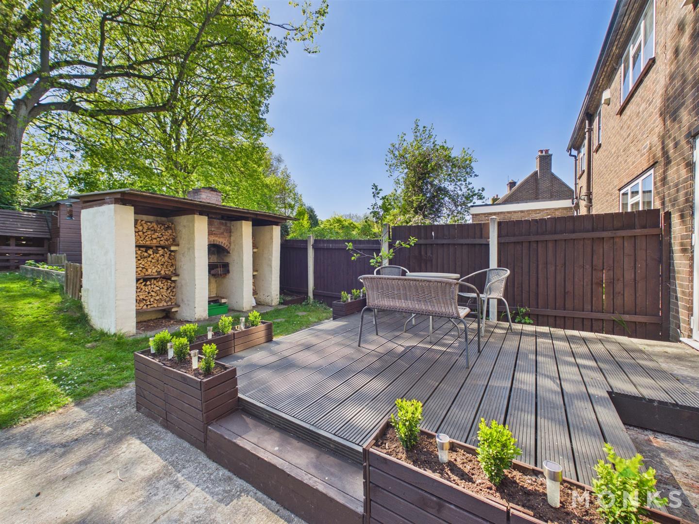 70 The Leasowes, Shrewsbury, SY5 9LU For Sale